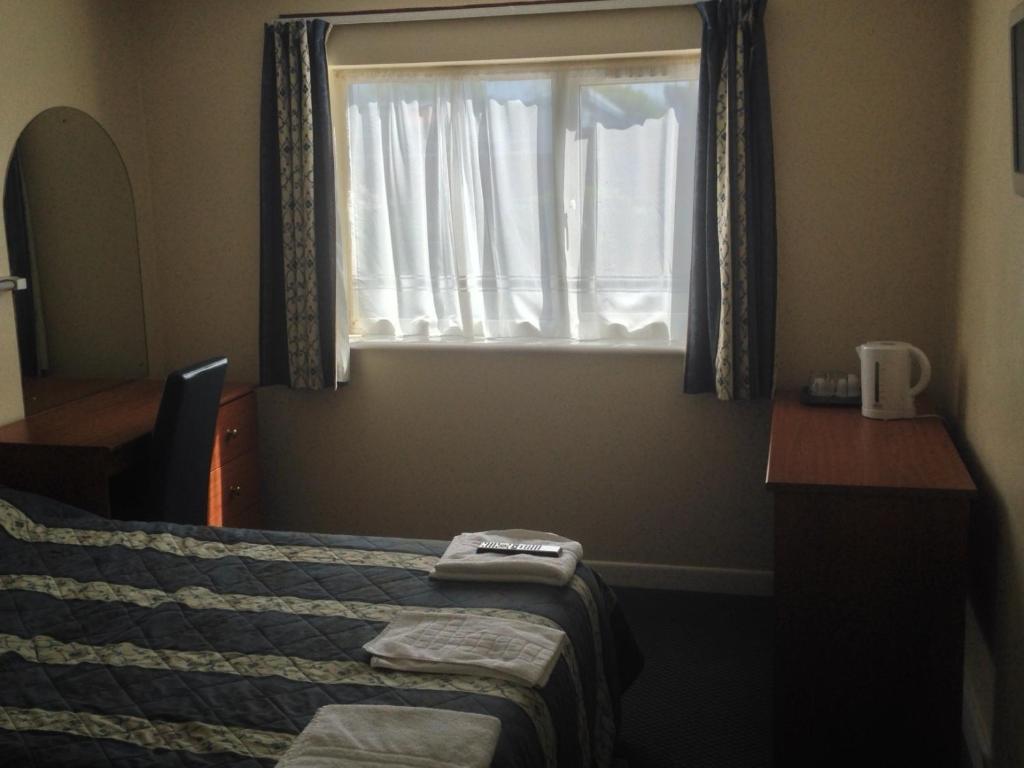 Elmhurst Hotel Reading Camera foto