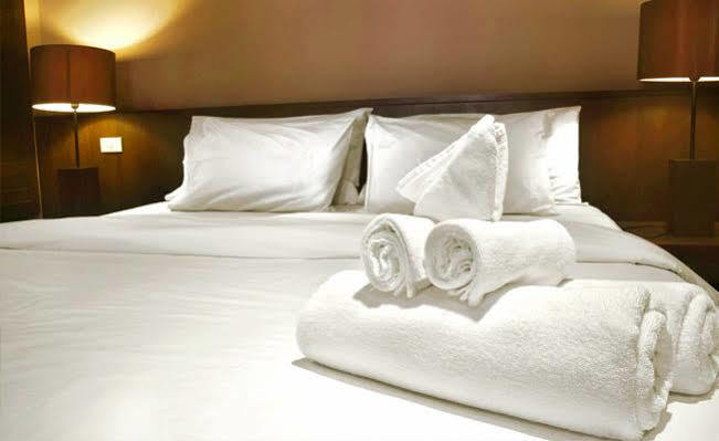 Elmhurst Hotel Reading Esterno foto